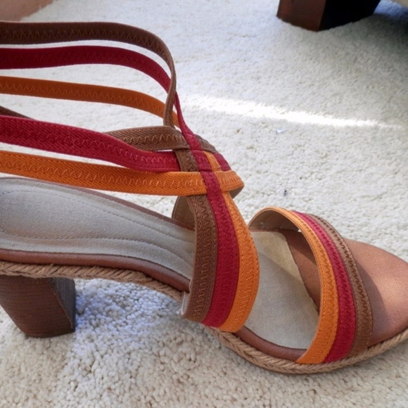 NIB Naturalizer Divine Tan, Red, Orange High Heels - Picture 5 of 7